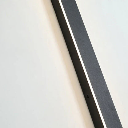 Linear LED Outdoor Wall Light — detail or alternate view